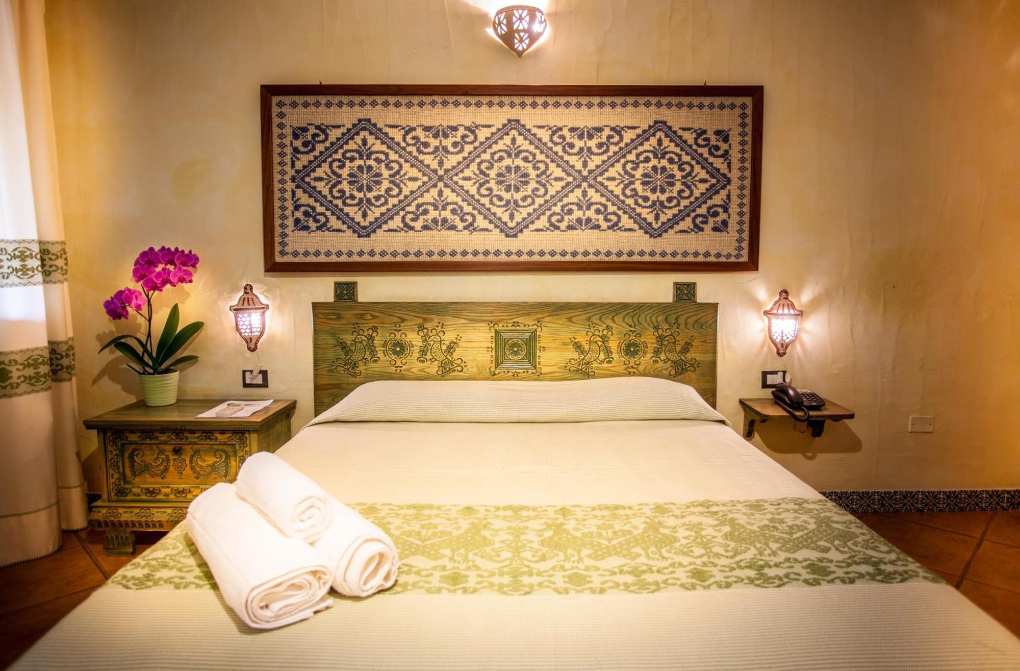 Hotel Fiore Di Maggio Вилласимиус Экстерьер фото